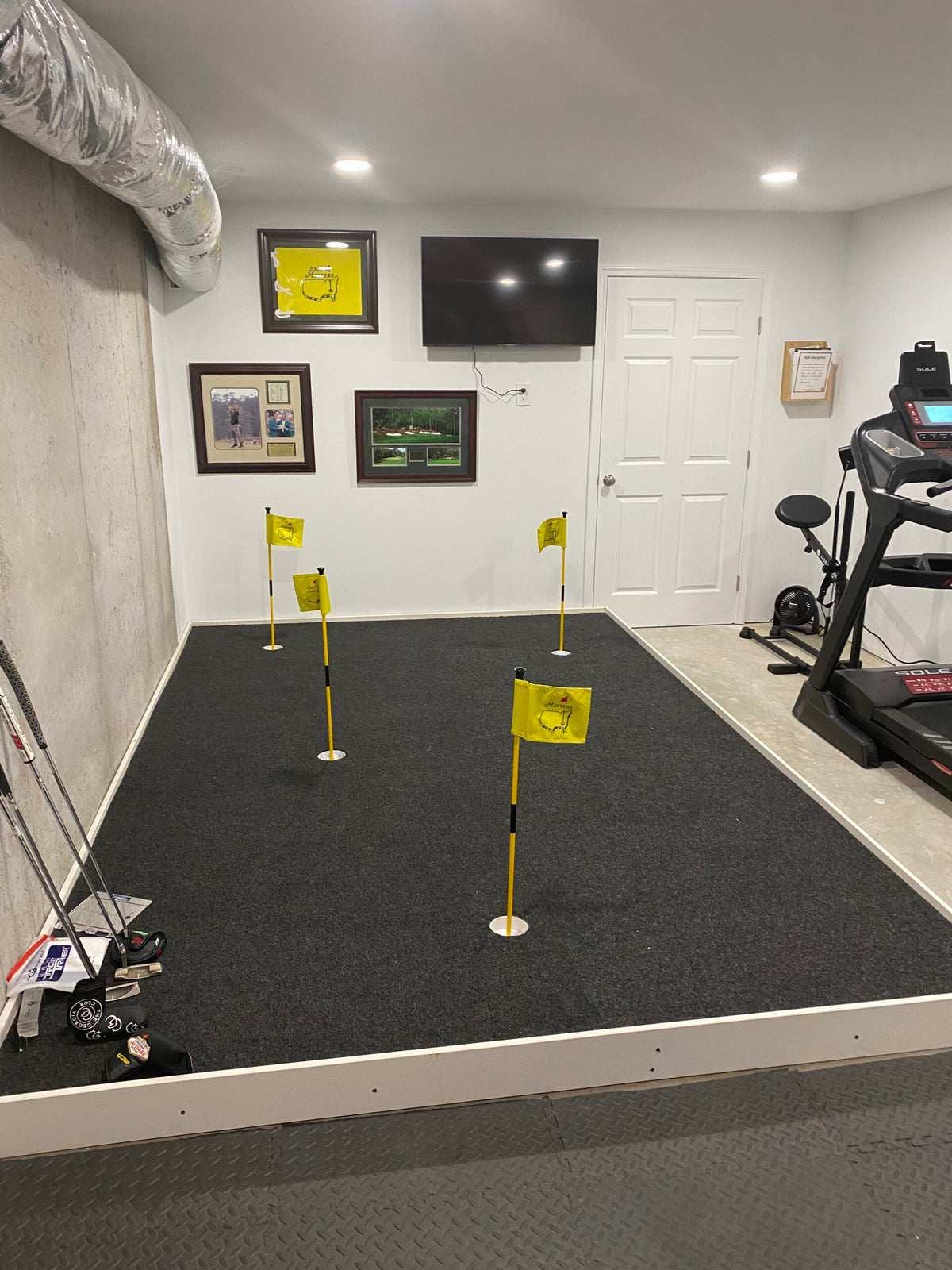 9′ x 12′ Camry Golf Carpet + 4 Cups + DIY Build Plan