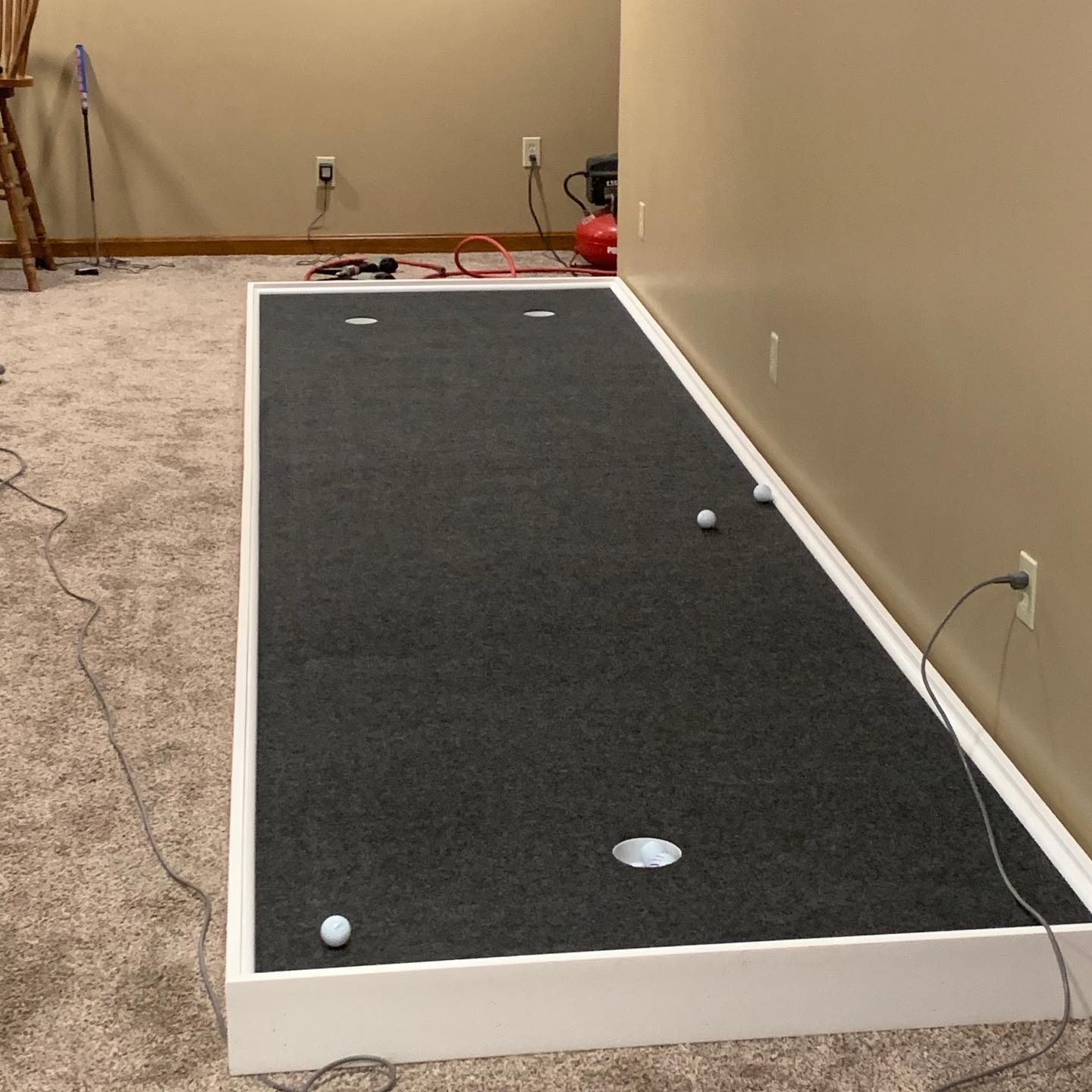 4.5’x120″ Camry Golf Carpet + DIY Build Plan